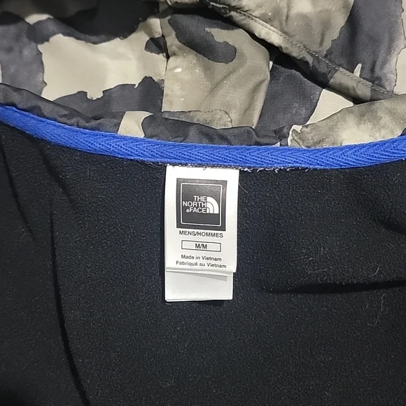 North Face Camo Hoodie medium - Picture 8 of 8